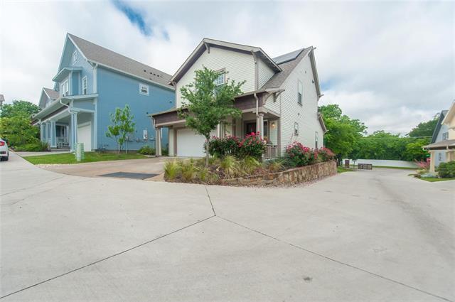 Photo - 971 Bassett Pl