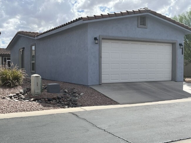 Photo - 3301 S Goldfield Rd