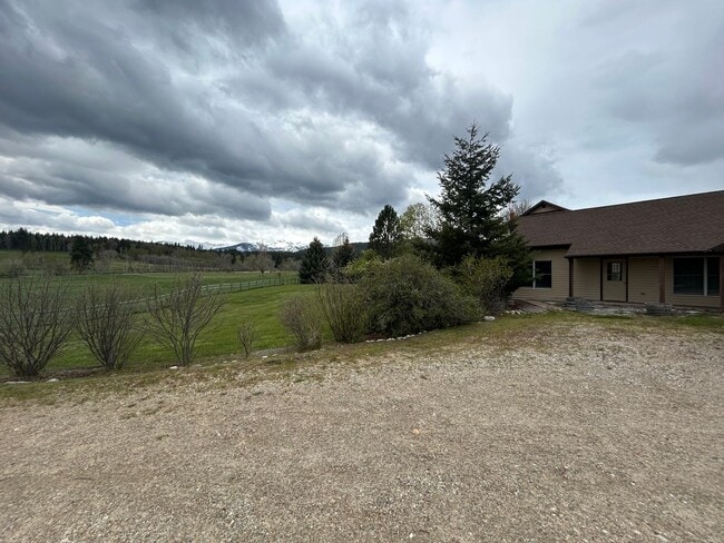 Photo - Charming Rental with Scenic Views!