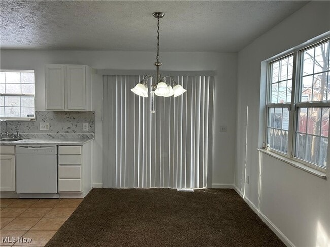 Photo - 3164 E 130th St