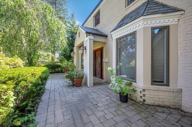 Photo - 18 Parkside Dr
