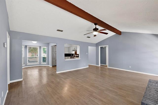 Photo - 2211 Sierra Dr