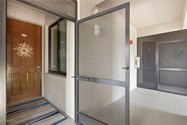 Photo - 9826 Giaveno Cir Unidad 1537