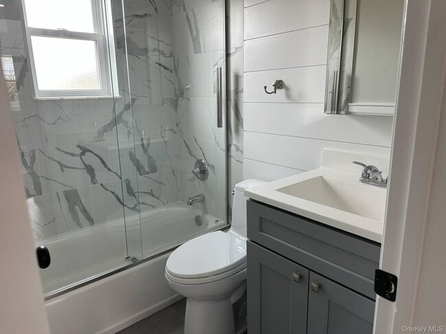 Photo - 99 N Railroad Ave