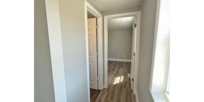 Photo - 714 Unit B