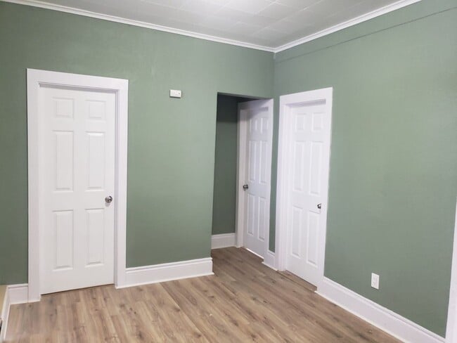 Photo - 1012 7th St E