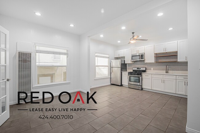 Photo - 960 S Ardmore Ave Unit 2