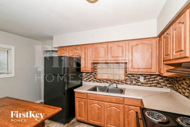 Photo - 2531 Boulevard Pl