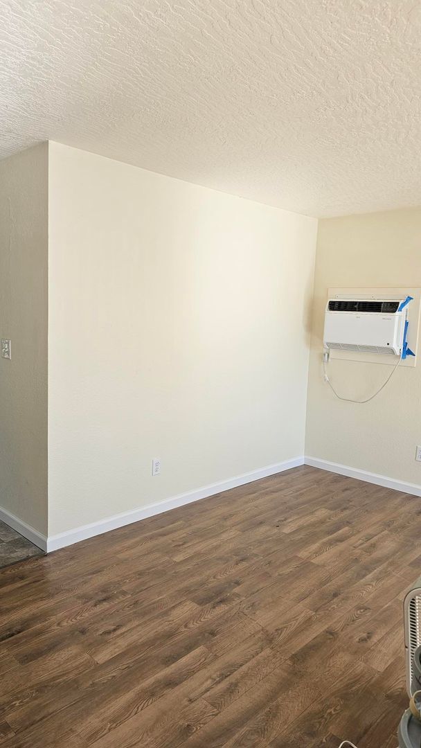 Photo - Iowa Triplex Unit 2816