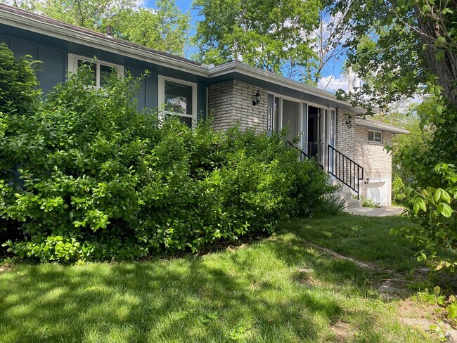 Building Photo - 8770 W 79th Cir Unit 8772 Rental