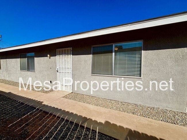 Building Photo - 21480 Laguna Rd Unit A