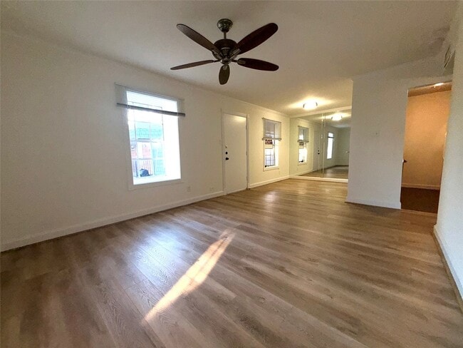 Photo - 9029 Gaylord Dr Unidad 128