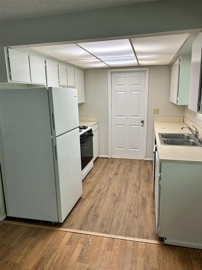 Photo - 309/311 Baker St Duplex Unit 309