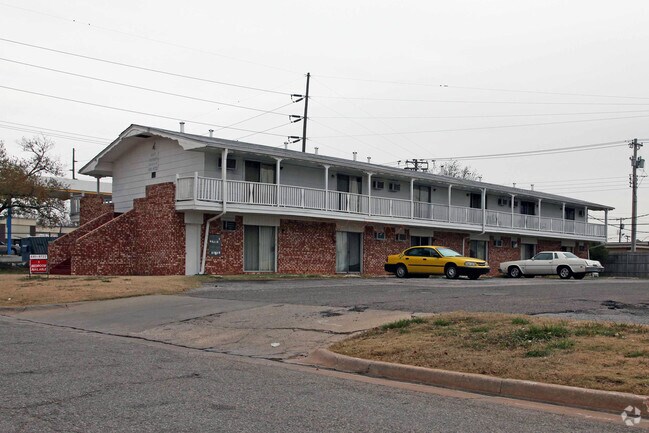 Grant Apartments - Grant Apartments