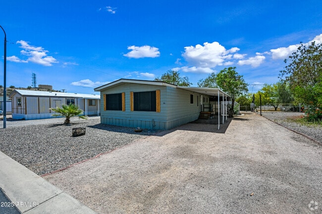 Building Photo - 156 N Hawes Rd Rental