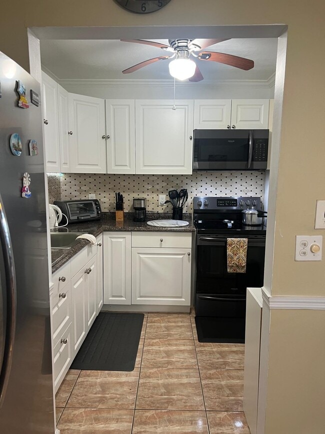 Photo - 153 Easthampton G Unit G