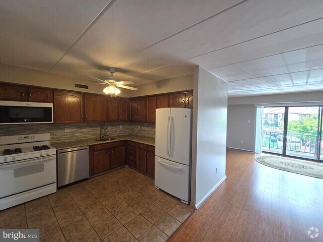 Building Photo - 9906 Bustleton Ave Unit C29 Rental