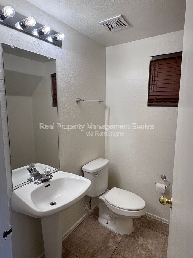 Photo - 3734 W Oregon Ave