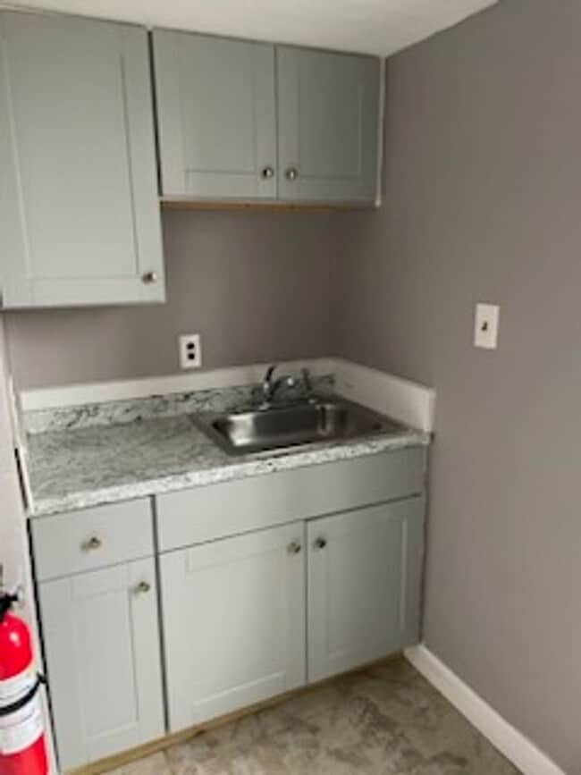 Photo - 304 W Eureka St