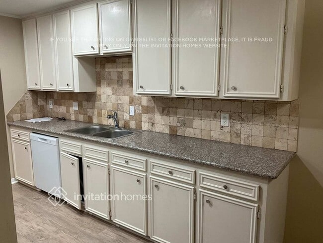 Photo - 2227 Briarwest Blvd Casa