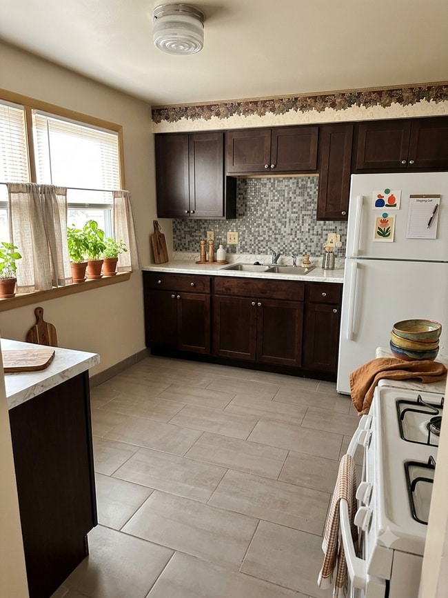 Photo - Kraehnke 67 Holding, LLC Unit 5958 N 67th St. Upper