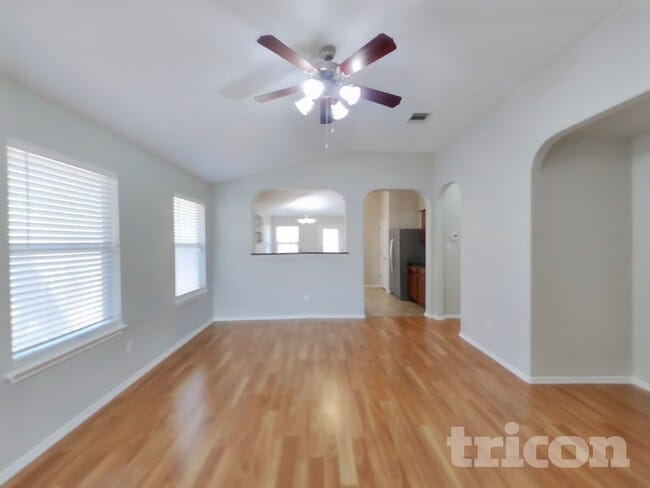 Photo - 3106 Wickham Ln