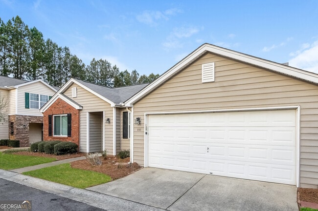 Photo - 191 Windcroft Cir NW