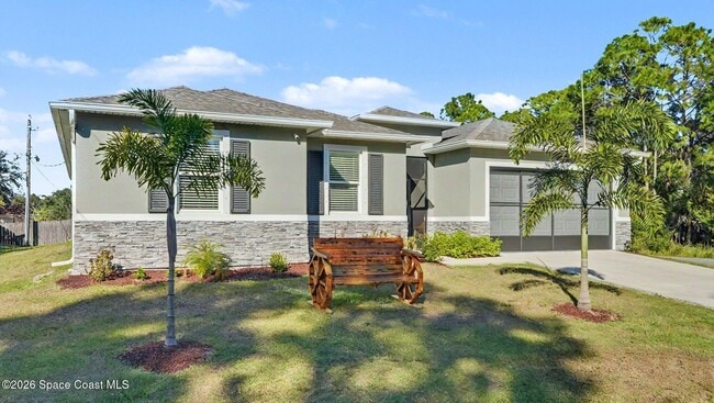 Photo - 1835 Eugenia Ct NW
