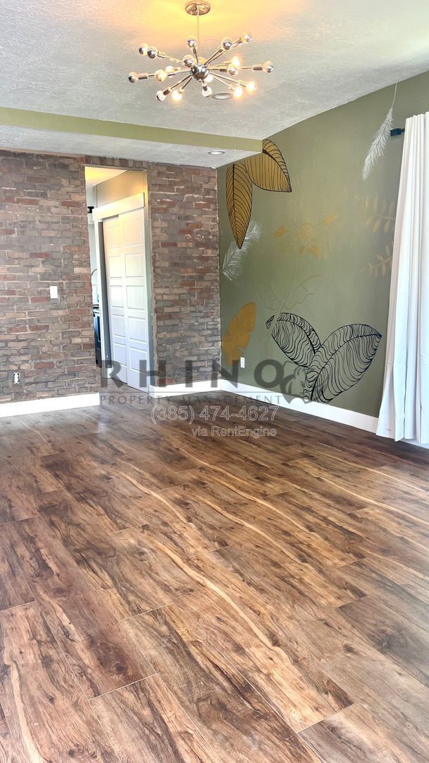 Photo - 578 Dexter St W