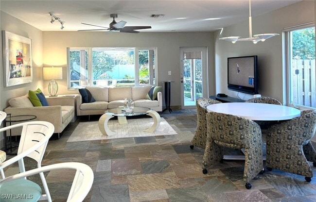 Photo - 668 95th Ave N