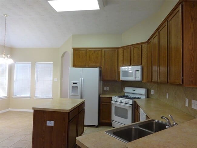 Photo - 28819 Hidden Cove Dr