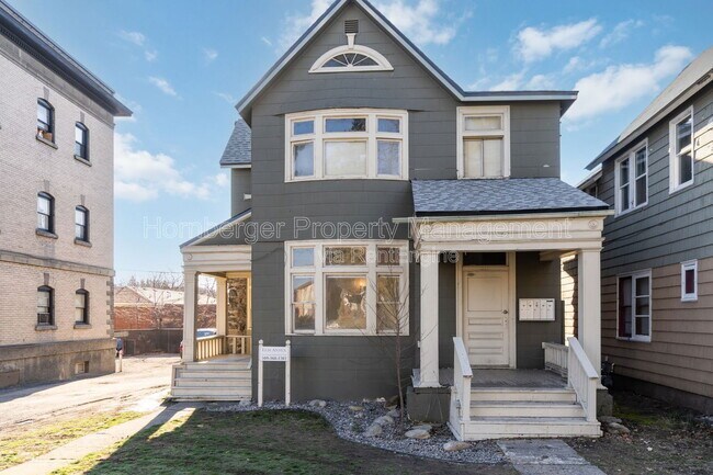 Photo - 1911 W 2nd Ave Unit 2