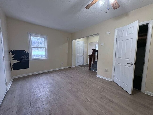 Photo - 220 Lenox St