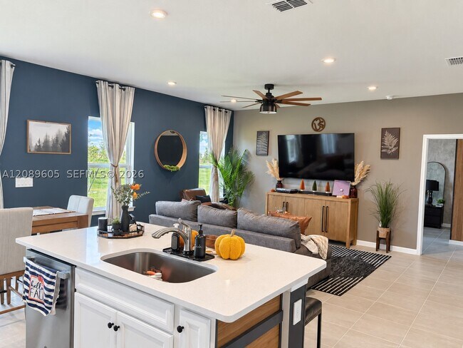 Photo - 12555 SW Forli Wy