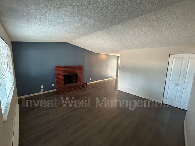 Photo - Primrose Lane II Apartments