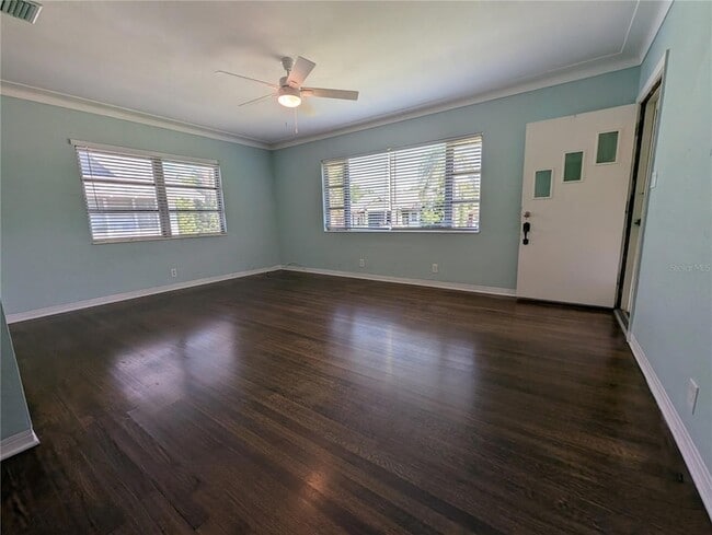 Photo - 208 12th Ave N
