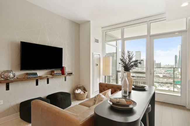 Photo - 365 N Union Ave