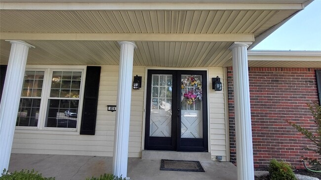 Photo - 874 Hollyridge Dr