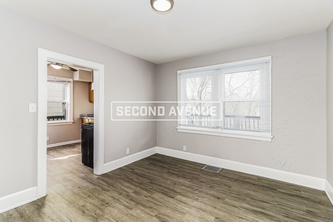 Photo - 3157 Sunshine Ave