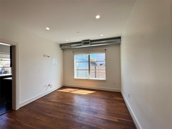 Photo - 1509 Holman St Unit 1