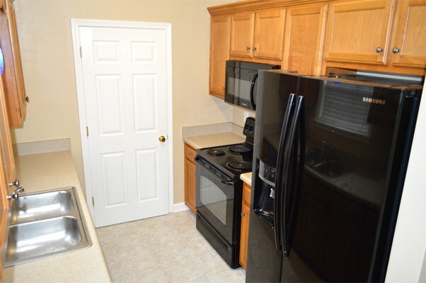 Photo - 2271 Dewey Dr