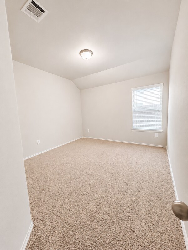 Photo - 187 Limerick Rd