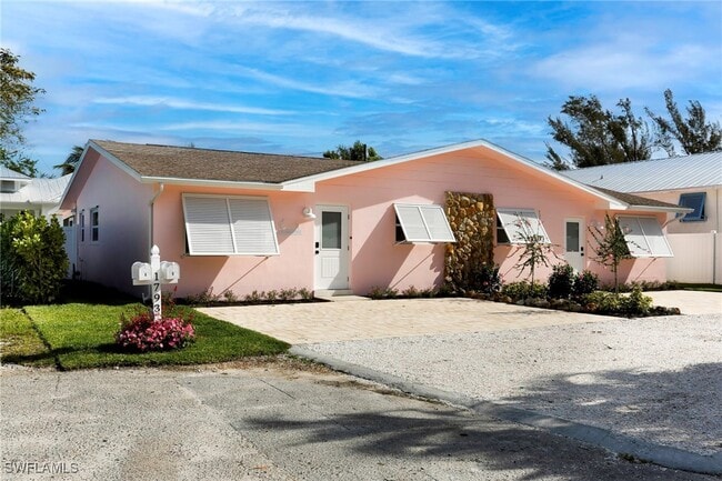 Photo - 1793 Smugglers Cove