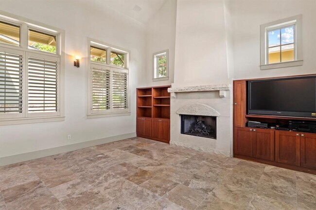Photo - 3810 Ridgelea Dr Unit A