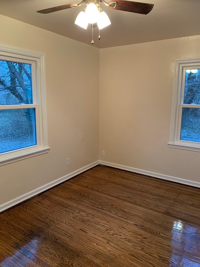 Photo - 4909 Brouse Ave