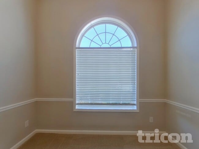 Photo - 269 Grover Turner Way