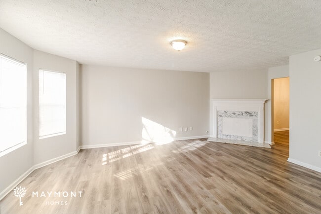 Photo - 5712 Windfall Ln