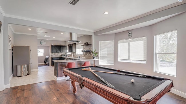 Photo - Charming 3 bedroom, 3 bath!