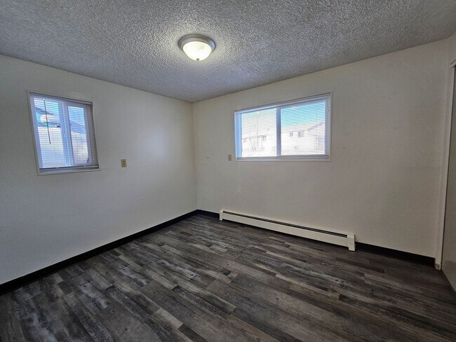 Photo - 904 Spartan Dr Unit 4