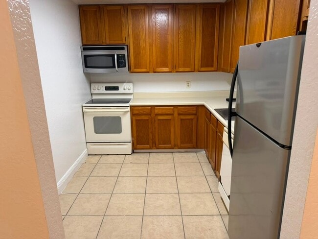 Photo - 3934 Versailles Dr Unit 1